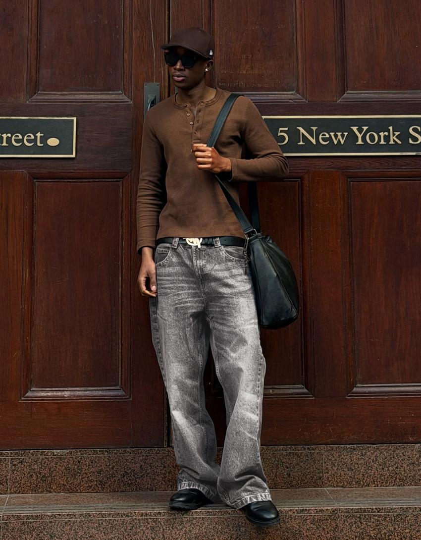 Slim fit henley waffle-knit T-shirt-Brown