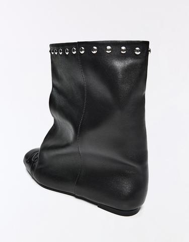 Flat leather wide-shaft ankle boots with studs — BLACK 4