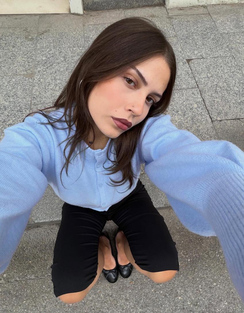 Capri de malha aberturas laterais-Preto