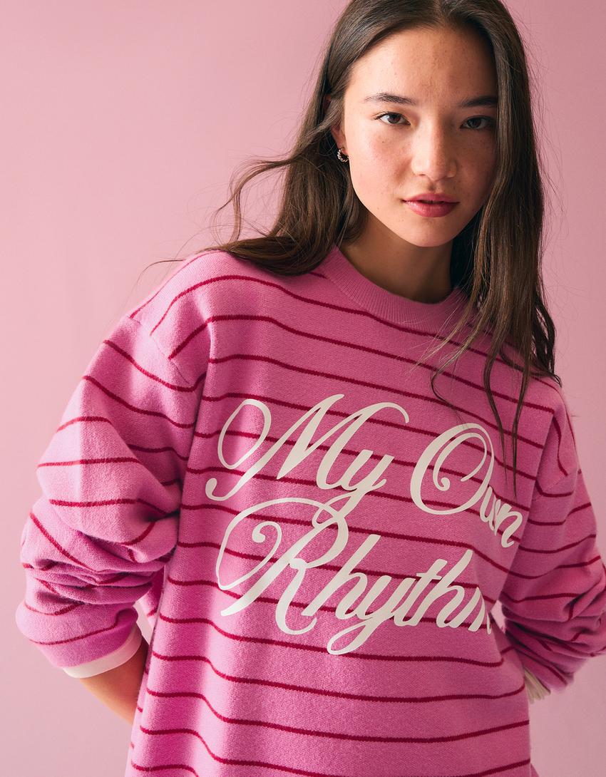 Maglione a righe stampate-Rosa