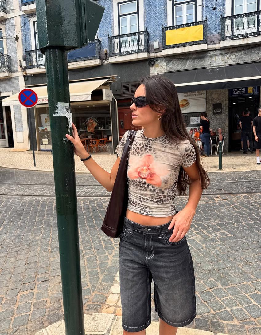 Baggy-Denim-Shorts-Schwarz-2