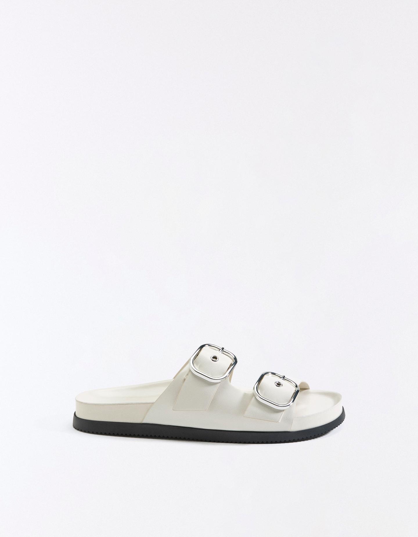 Bershka Sandalia Plana Henillas Mujer Crudo