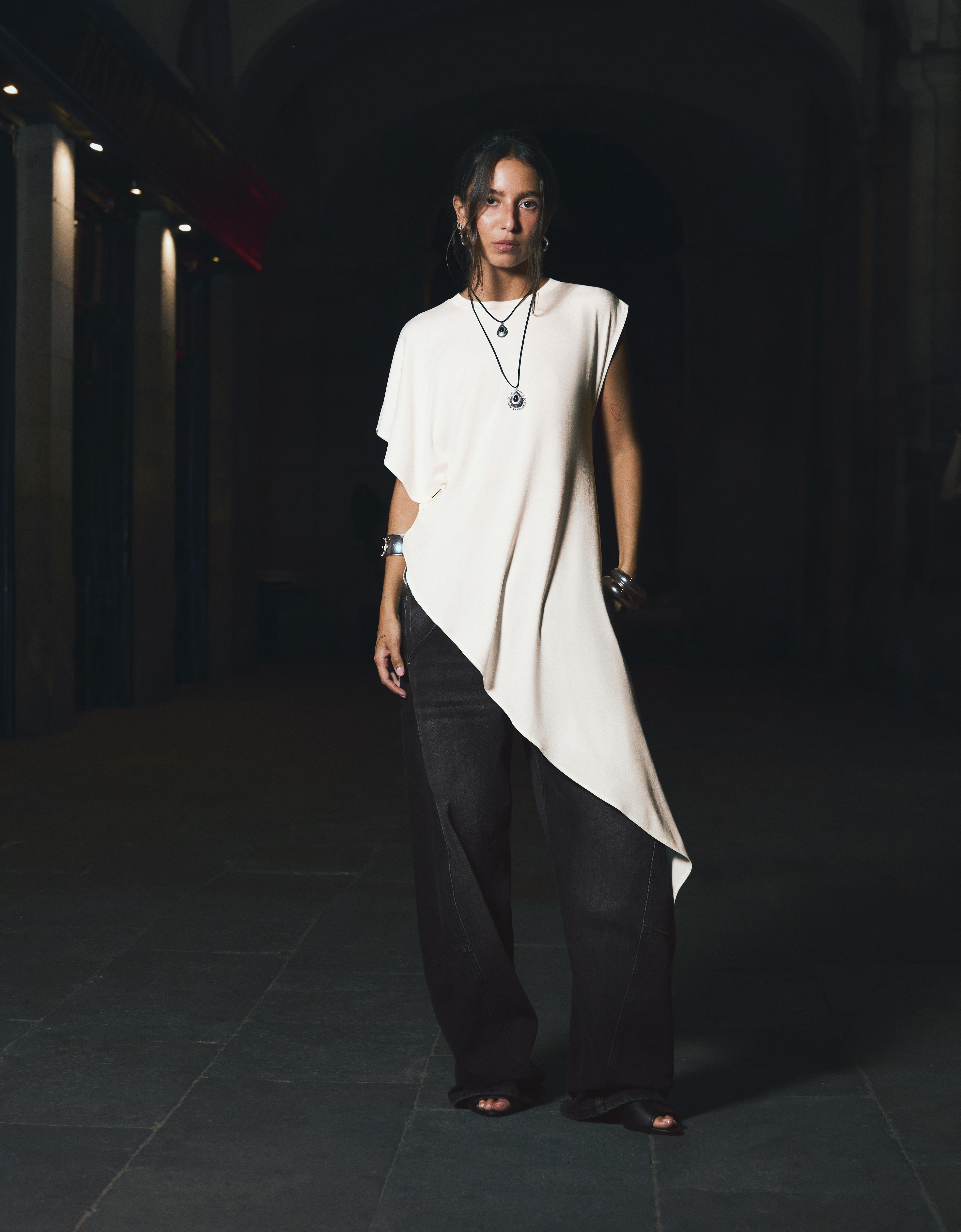 Long asymmetrical T-shirt — Off white