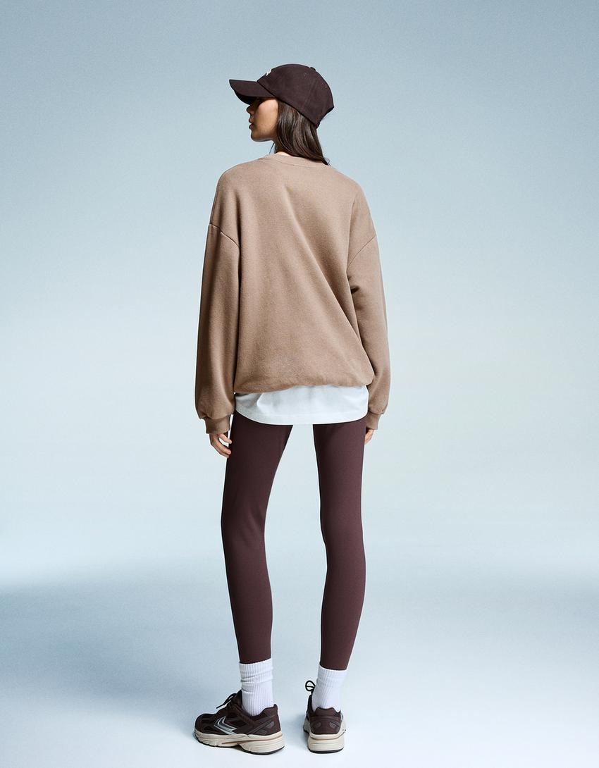 Sudadera oversize bolsillos-Visón