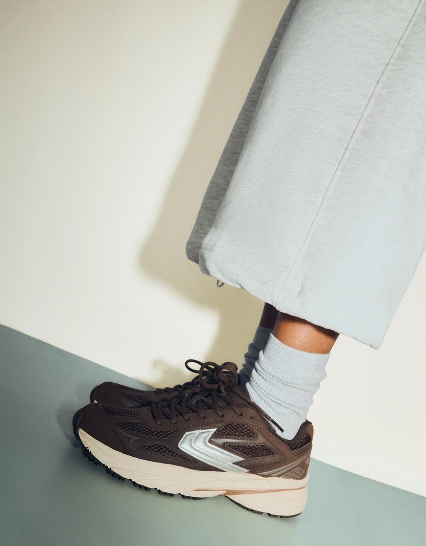 Многокомпонентни маратонки-Кафяво