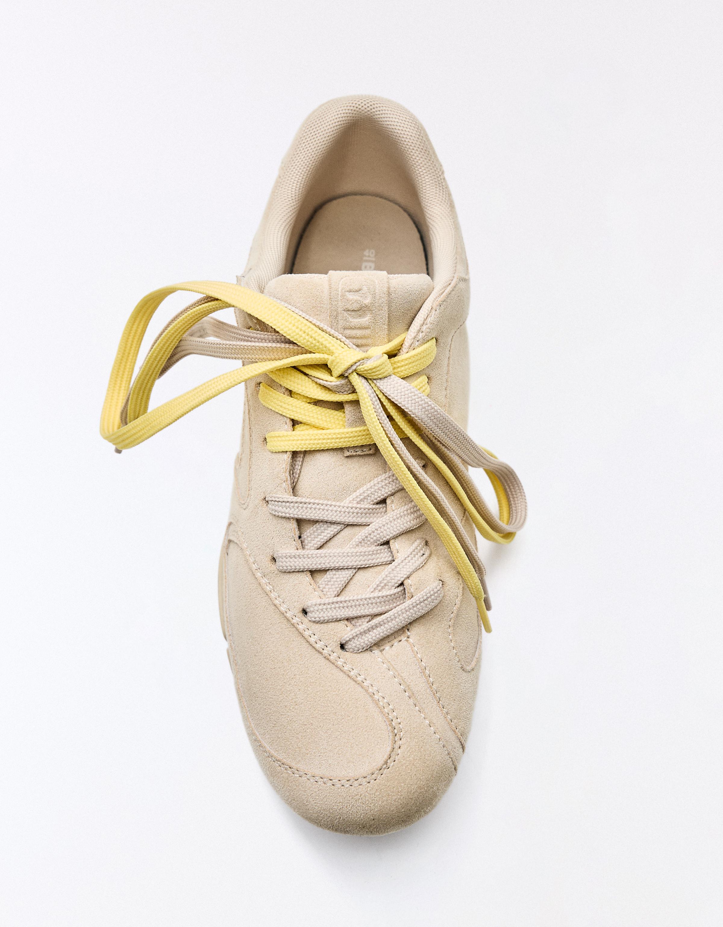 Flat sole trainers — SAND