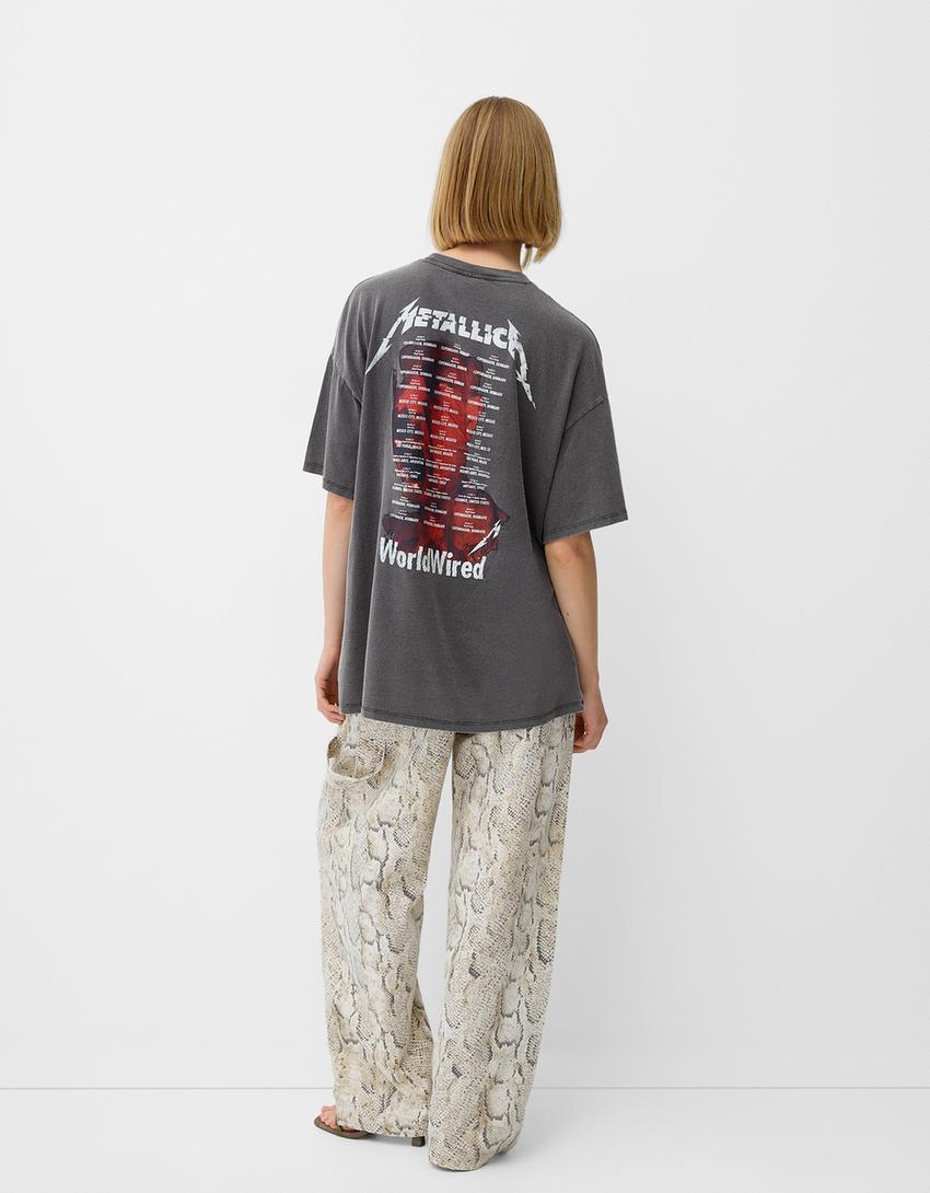 تيشرت ميتاليكا بأكمام قصيرة-رمادي-1