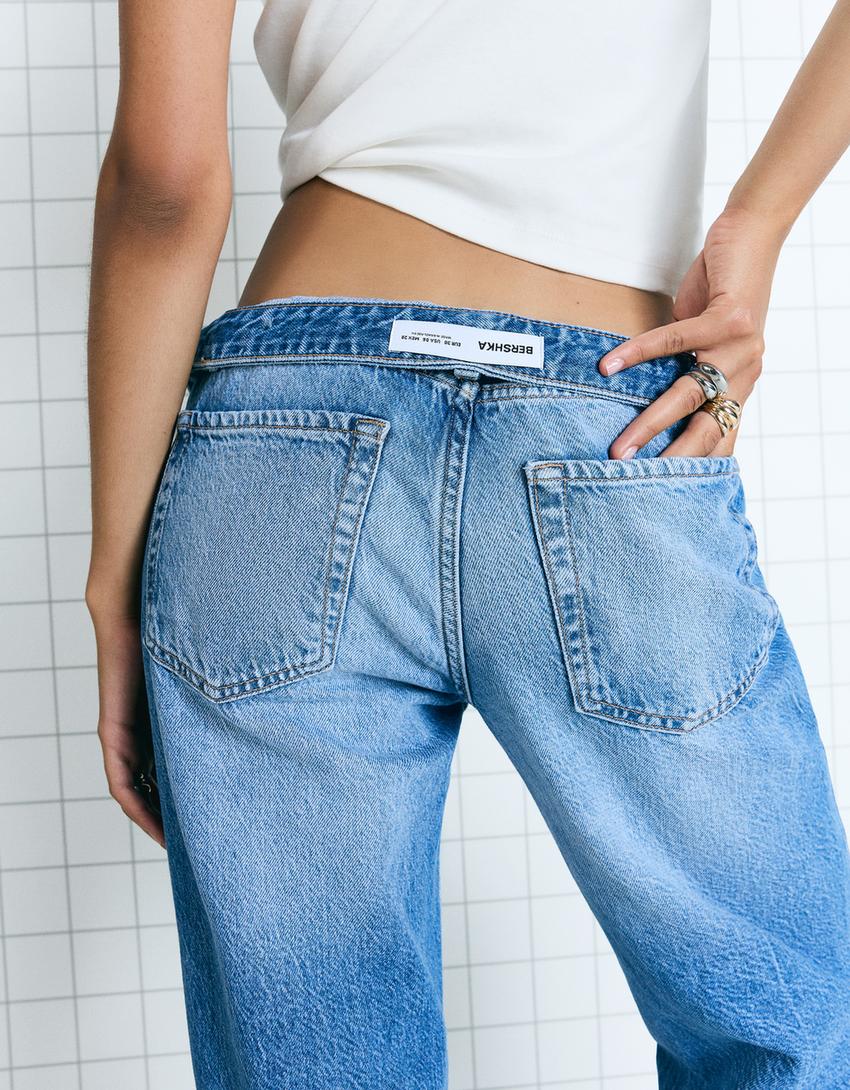 Дънки с широк крачол и декоративни скъсвания-Синьо с избелял ефект