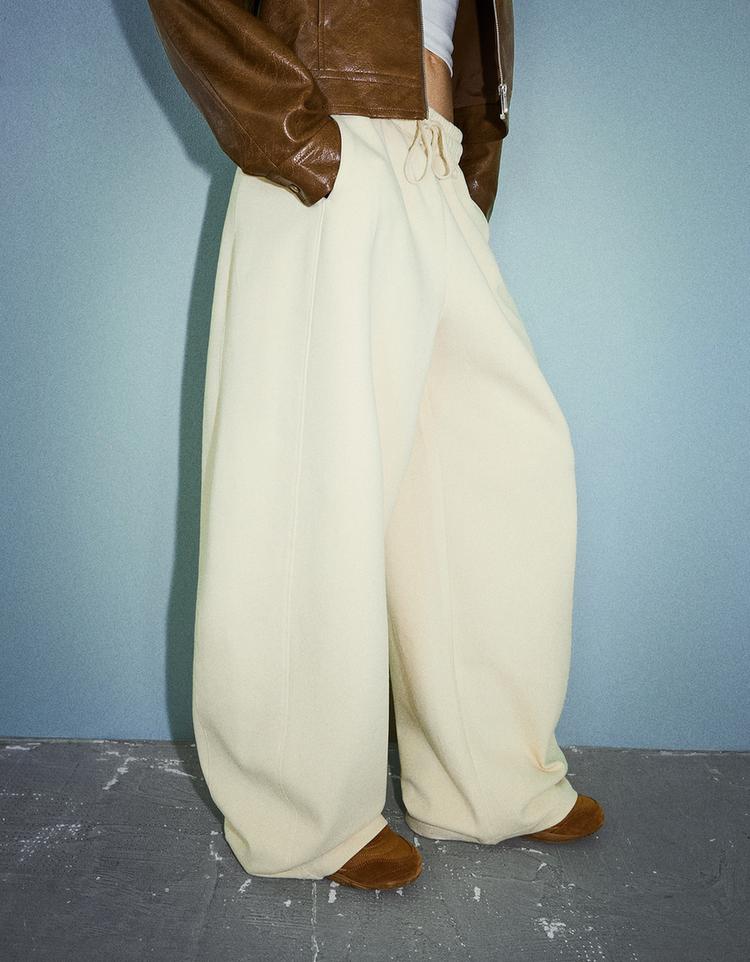 Plush barrel trousers