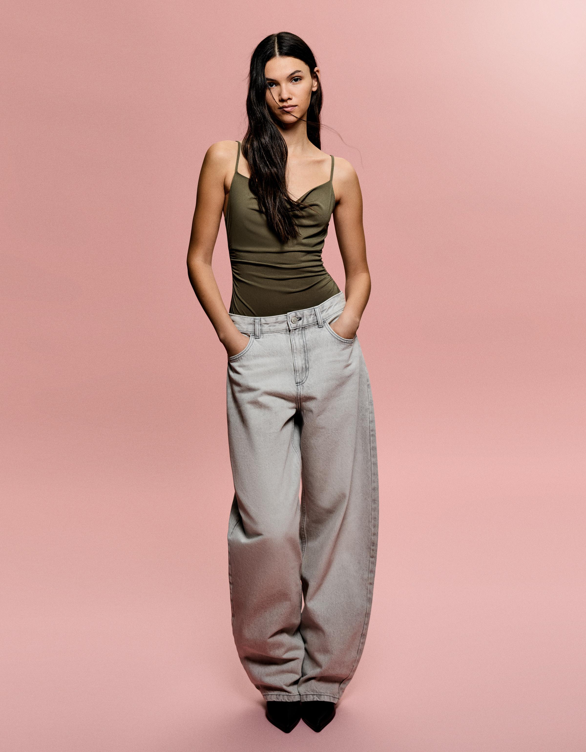 Bershka Drapierter Body Bershka Series Mit Trägern Damen S Khaki