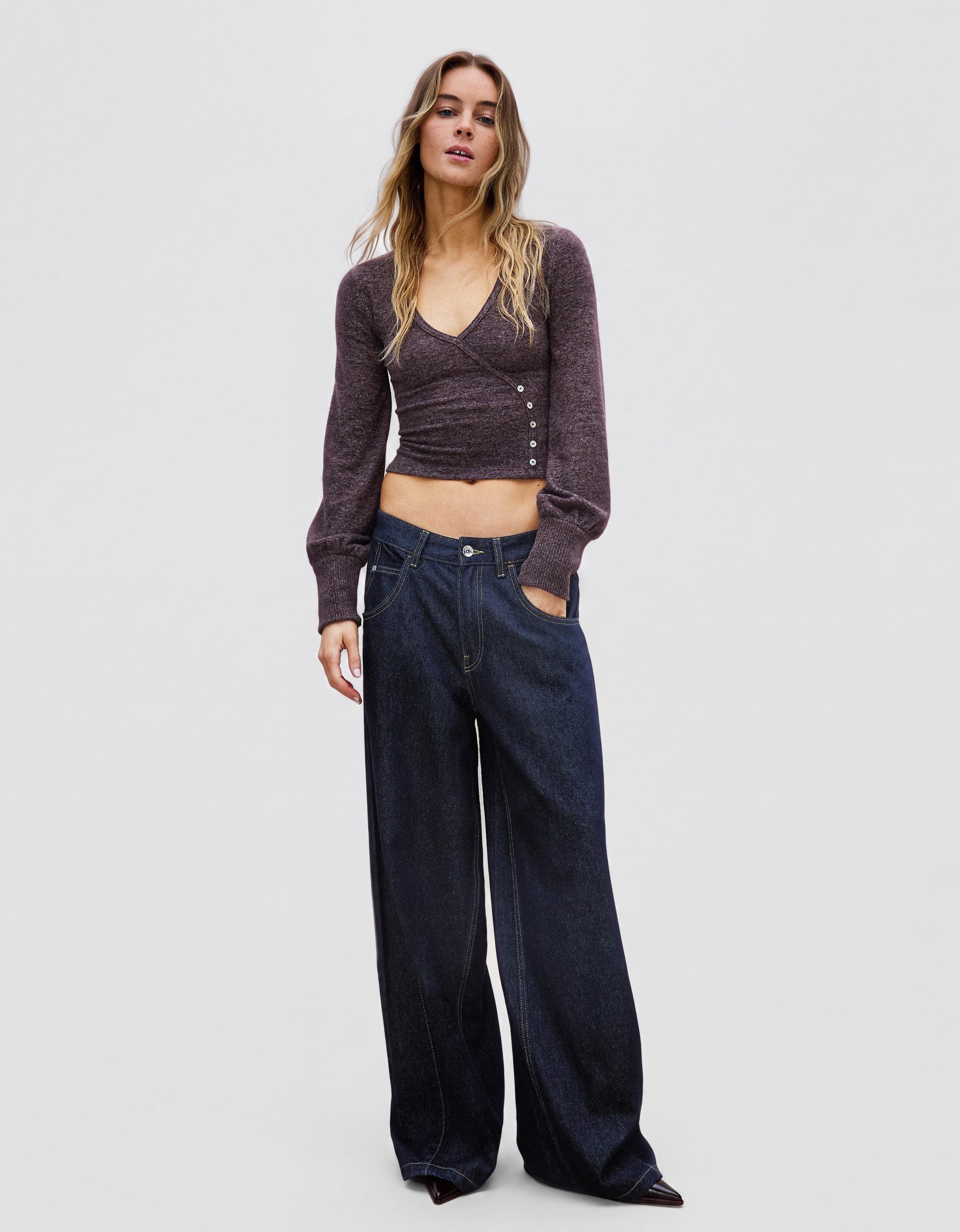 V-neck button jumper — Brown