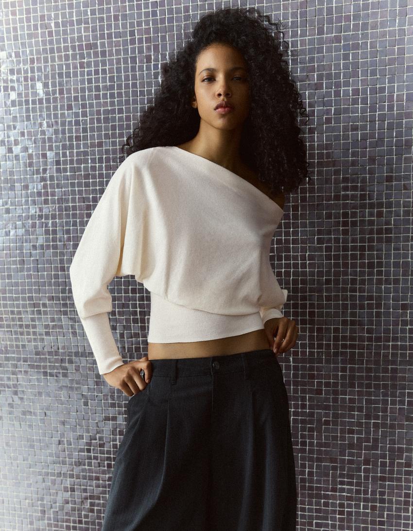 Striped asymmetric neck sweater-Cream