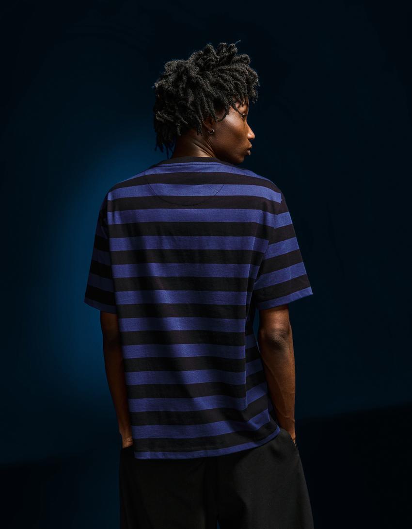 T-shirt Solo Leveling manga curta estampado-Azul escuro