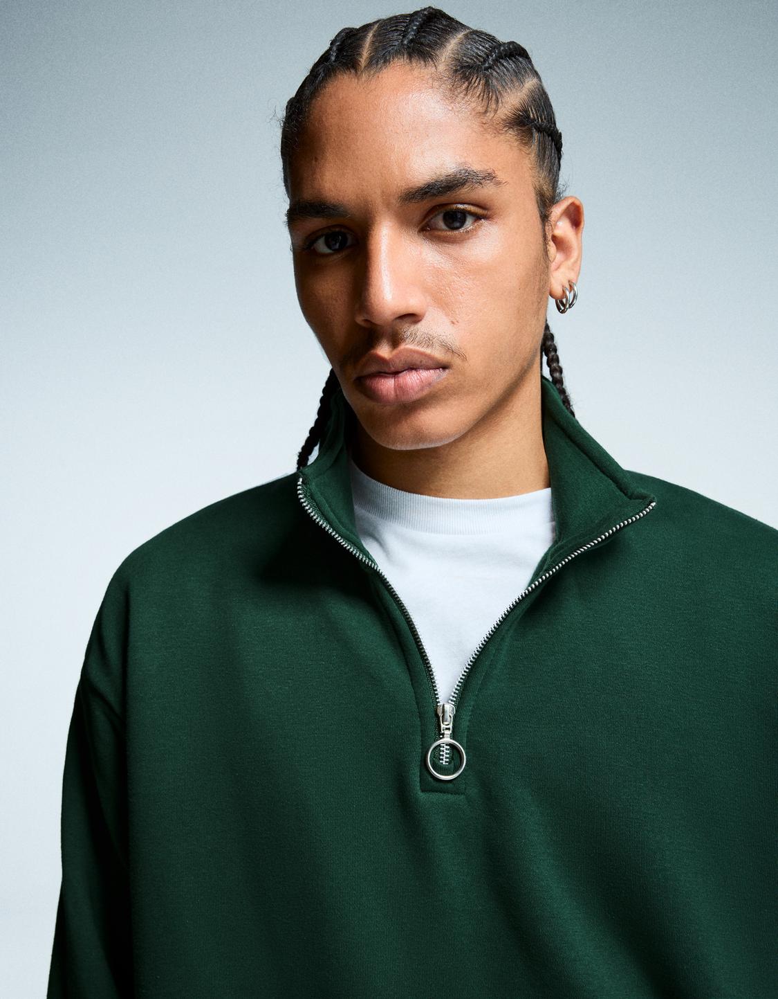 Oversize-Sweatshirt mit Rollkragen
