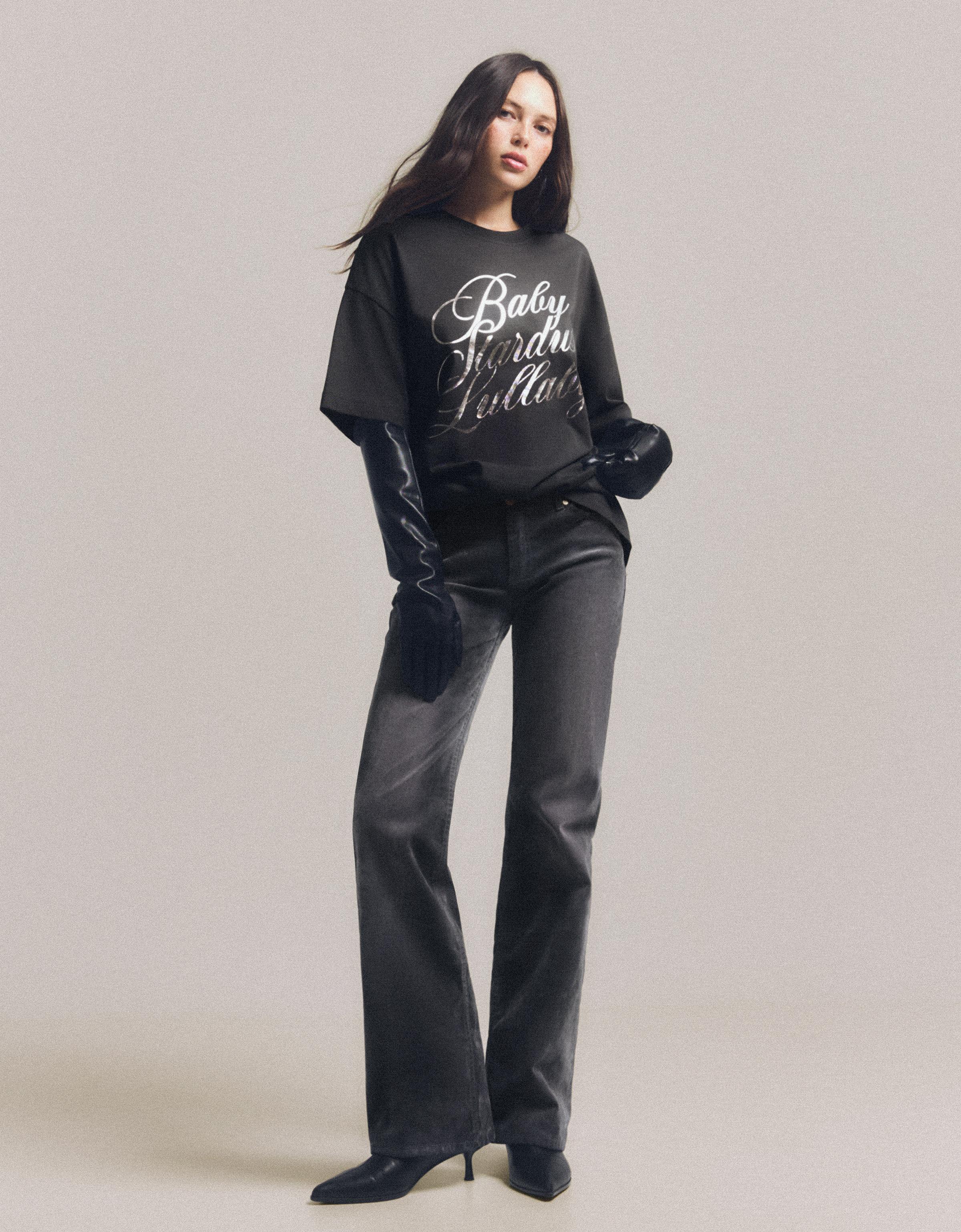 Bershka Oversize-T-Shirt Mit Kurzen Ärmeln Und Print Damen Xs Dunkelgrau
