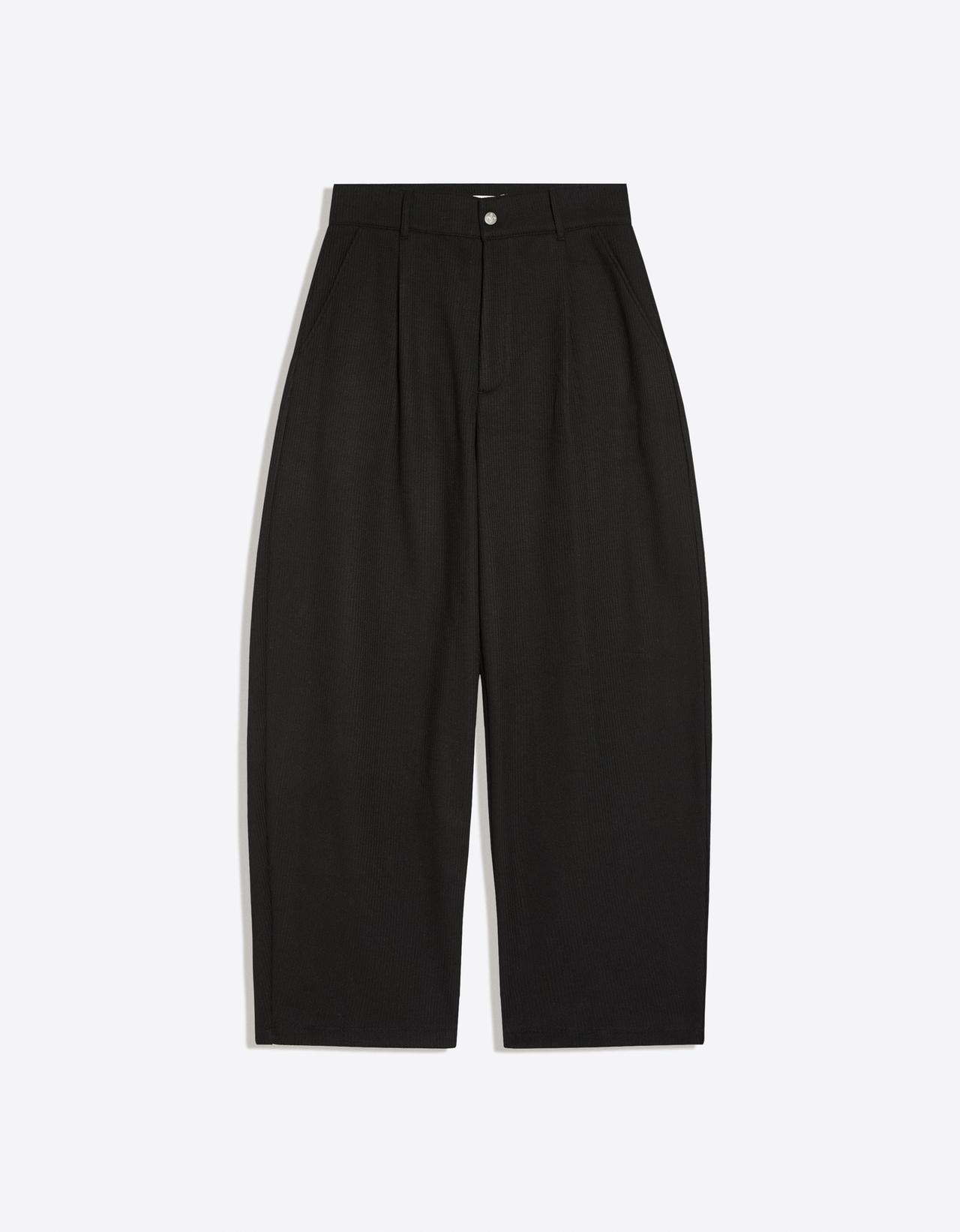 Embroidered waffle-knit balloon trousers — Black