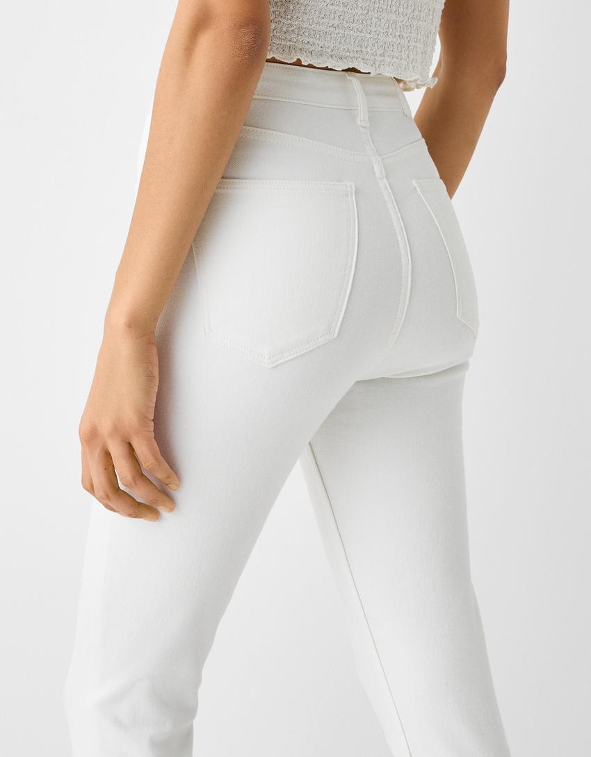 بنطال جينز سكيني بخصر عالٍ جداً-أبيض-3