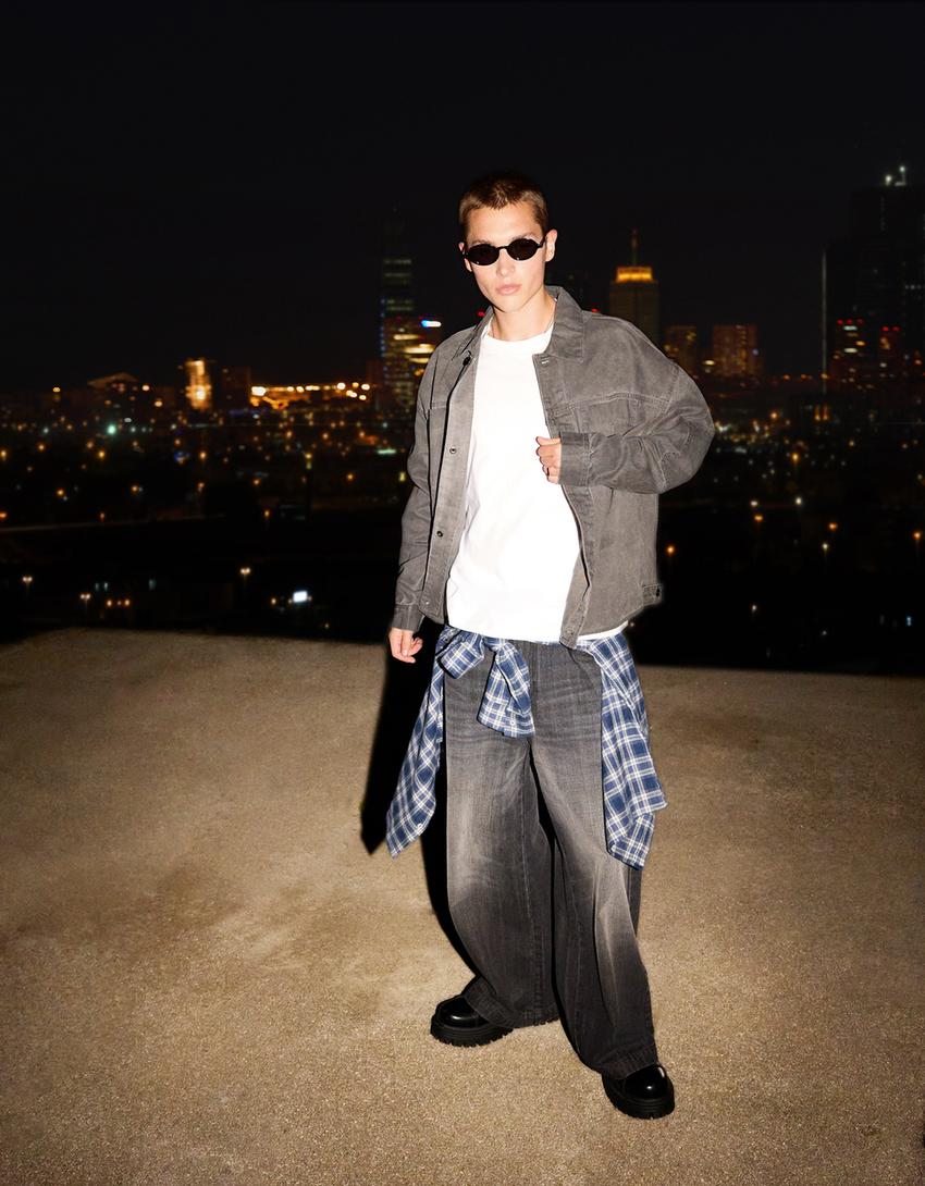 Sobrecamisa boxy cropped-Gris