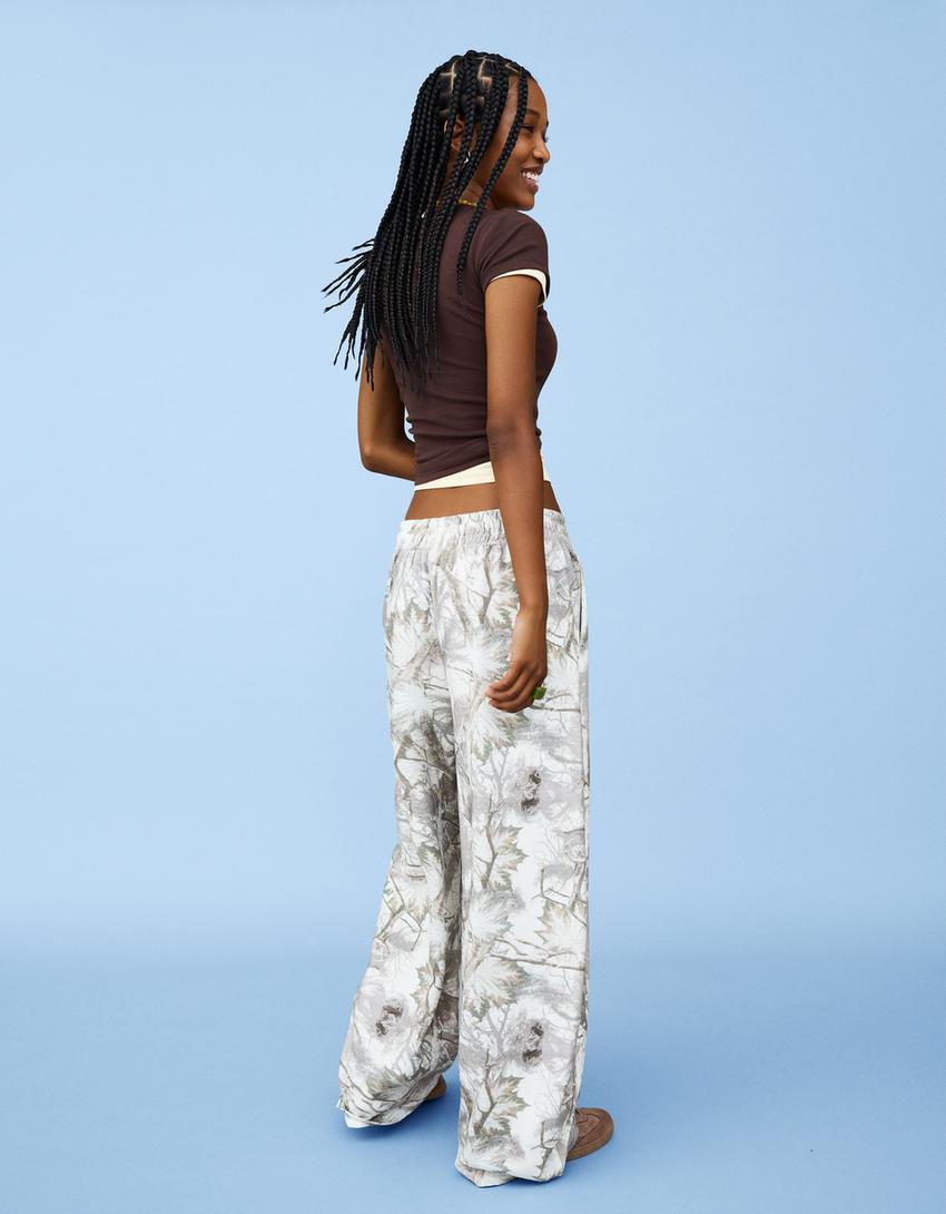 Plush barrel printed trousers-Sand