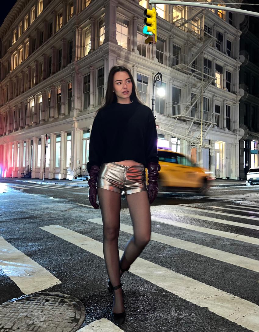 Short in finta pelle metallizzata-Argentato