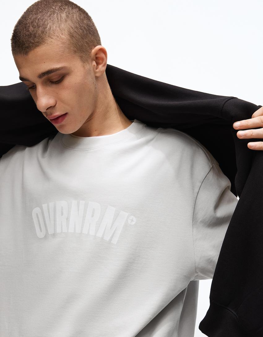 T-Shirt mit kurzen Ärmeln und Print-Steinfarbe