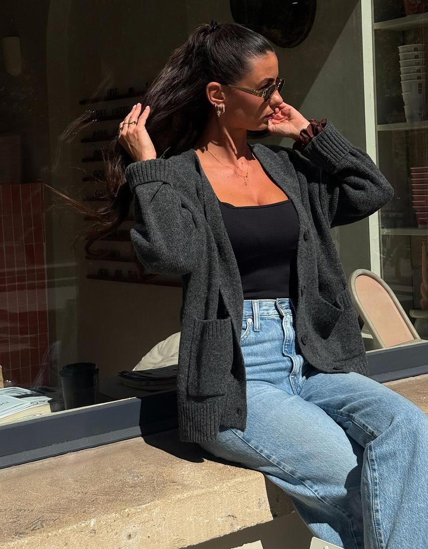 V-neck cardigan Women Bershka