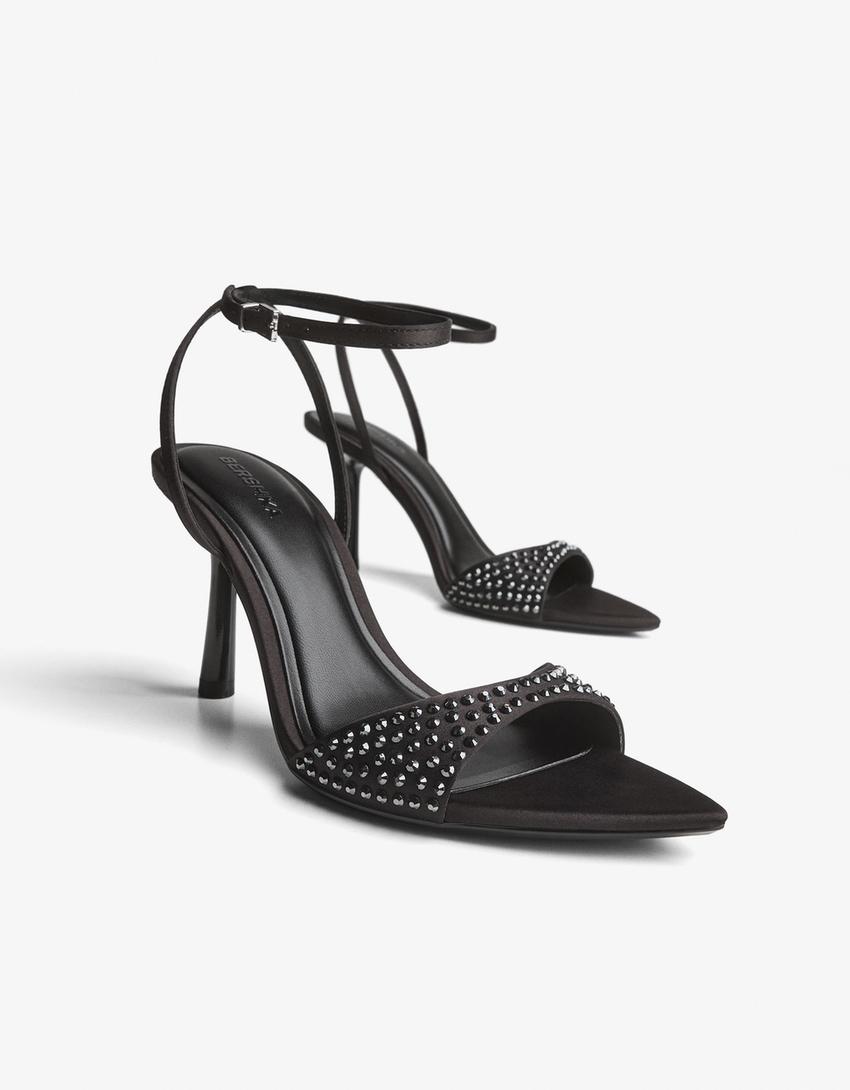 Glänzende Absatzsandalen-Schwarz