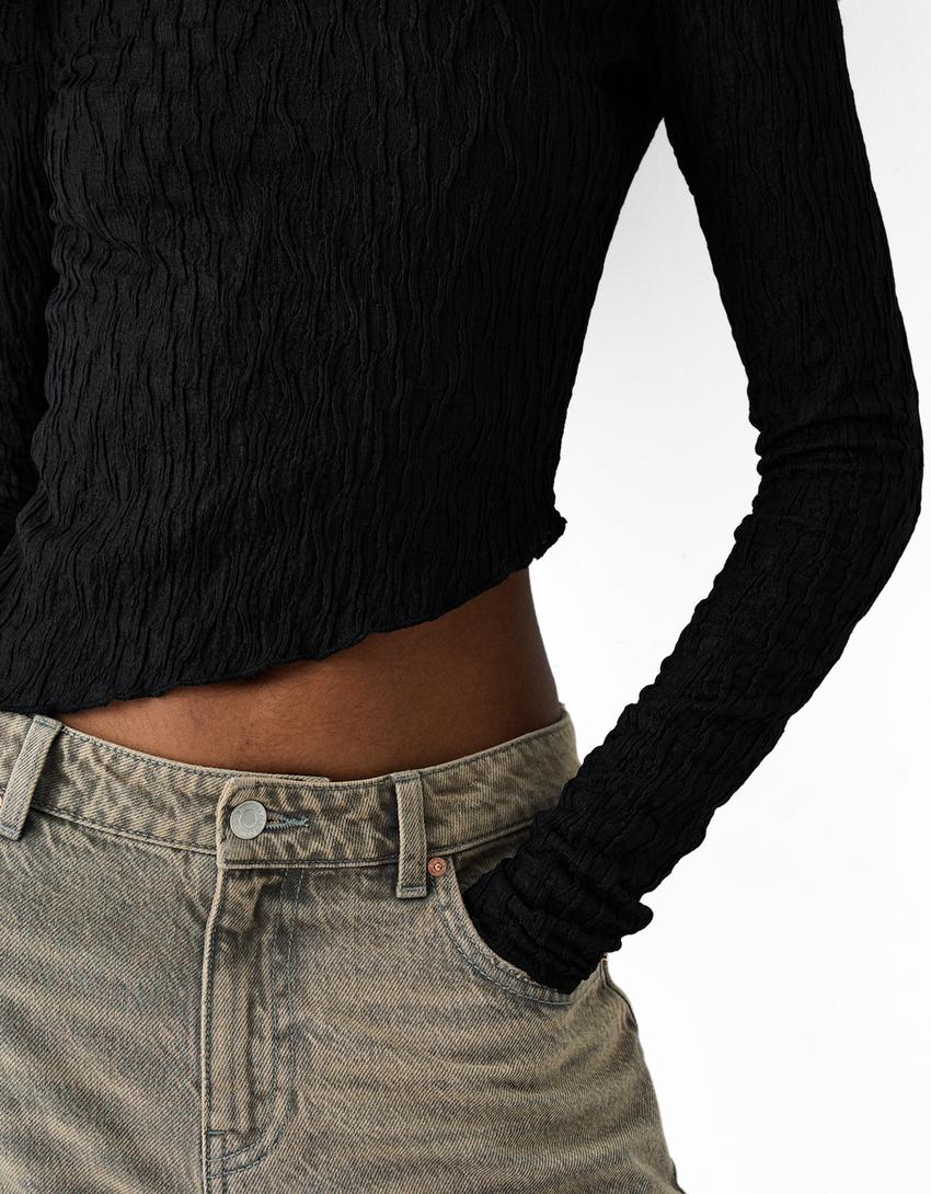 Asimetrik kenarlı uzun kollu gofre kumaş t-shirt-Siyah-5