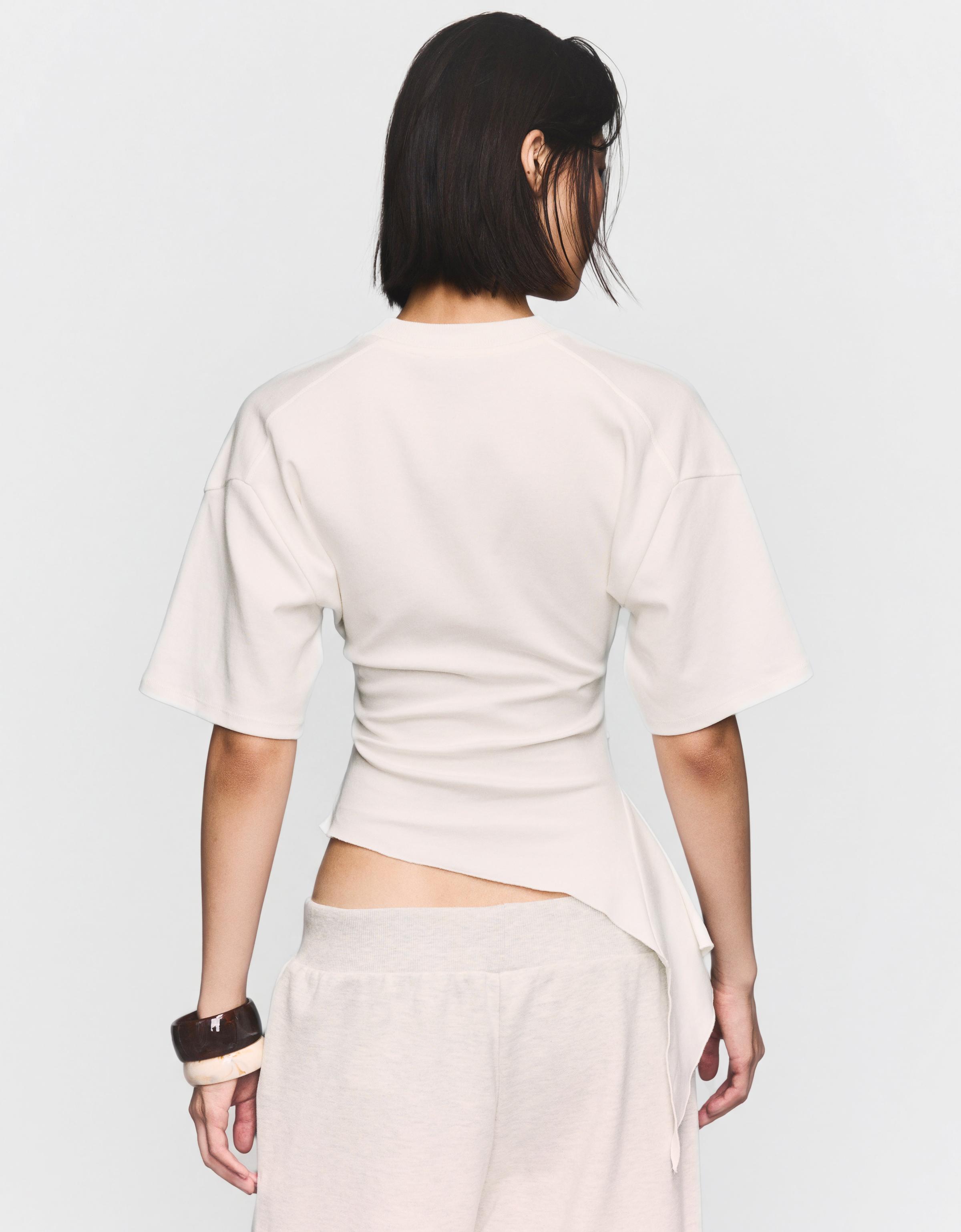 Kısa kollu büzgülü tişört - Görsel 57