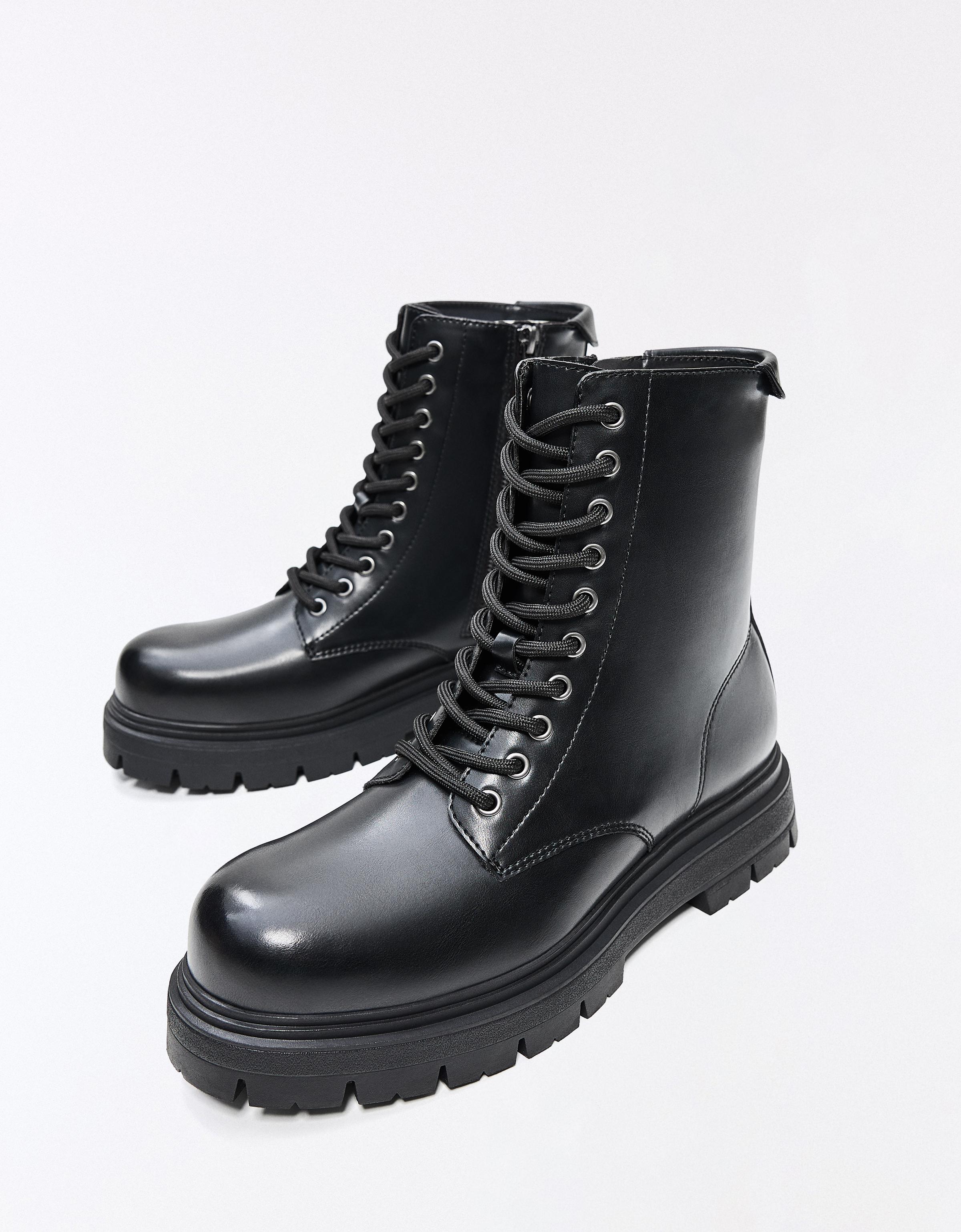 LACE-UP ANKLE BOOTS — BLACK