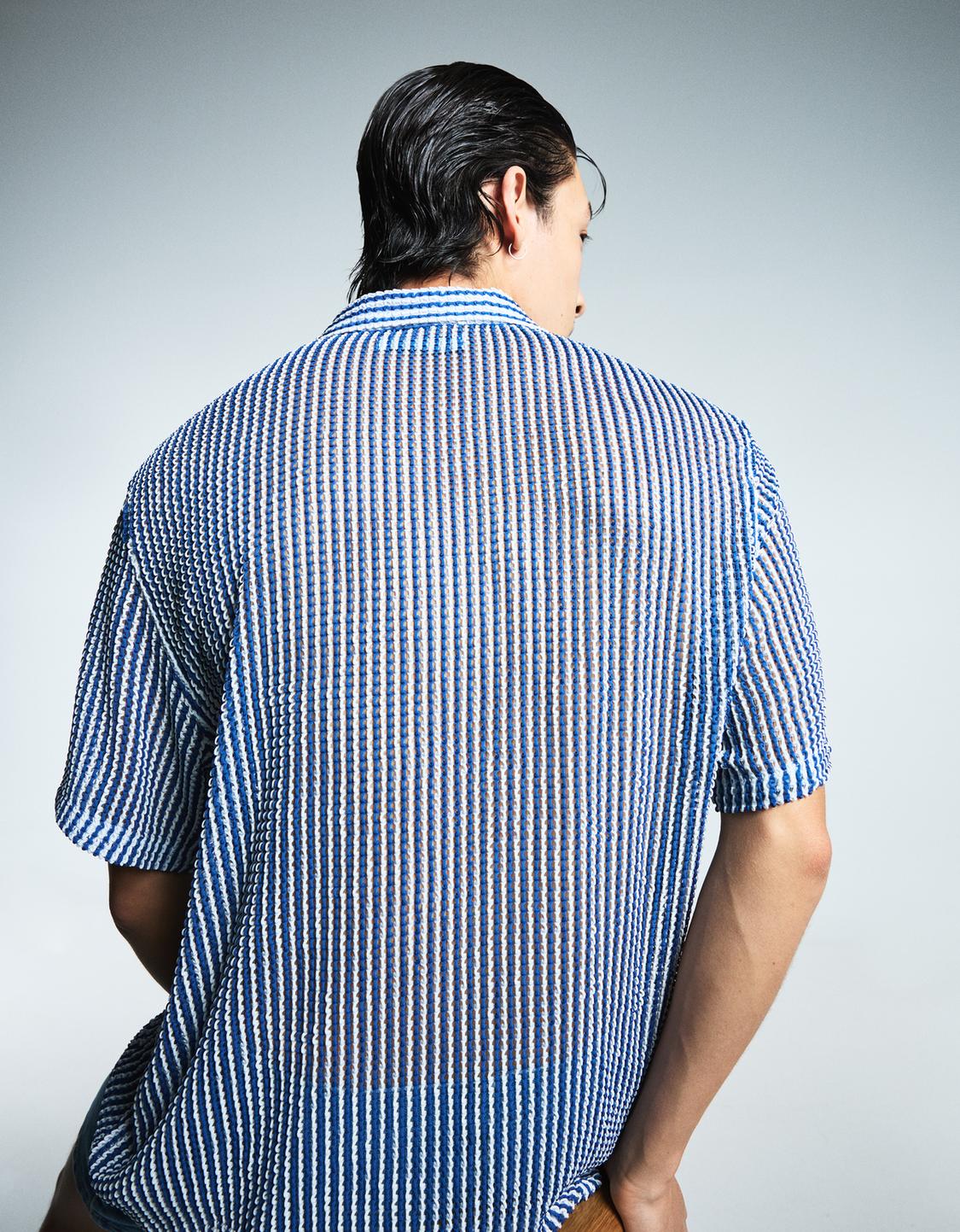 Striped short sleeve shirt