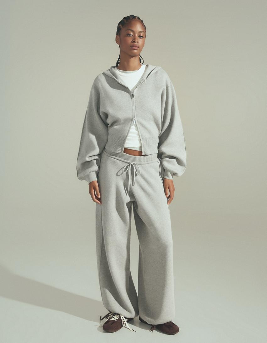 Sweatshirt and trousers set - Women | Bershka
