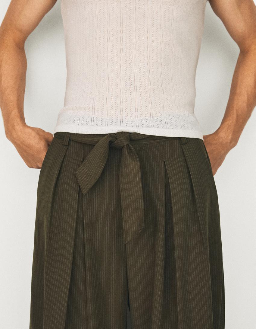 Pantalon barrel à pinces avec ceinture-Kaki