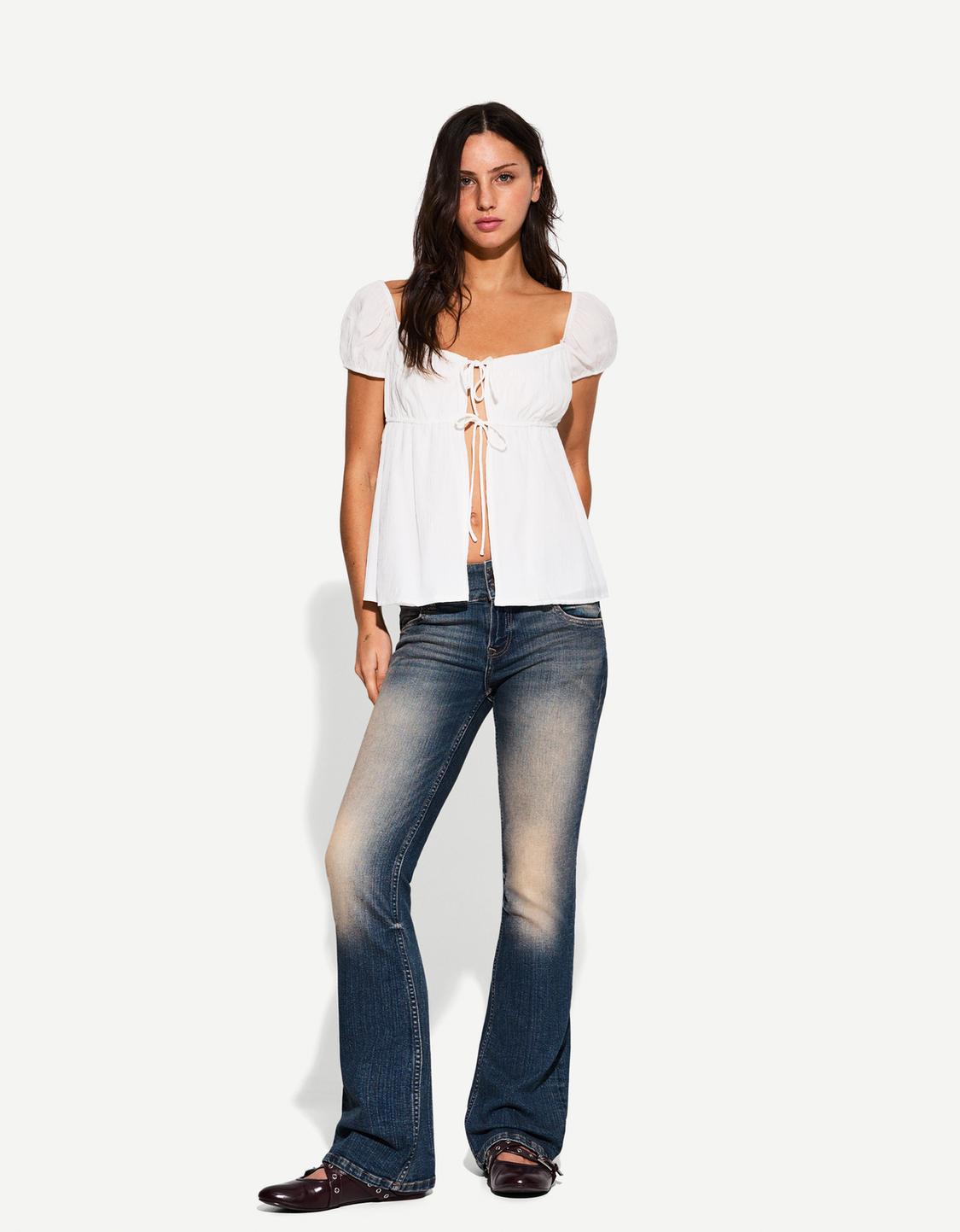 Low waist bootcut jeans