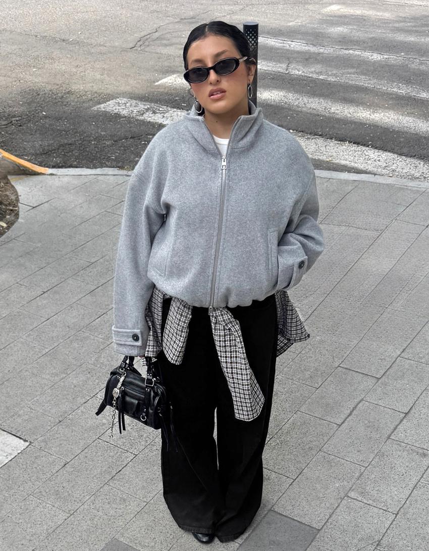 Soft Touch Jacke mit Puffärmeln-Grau