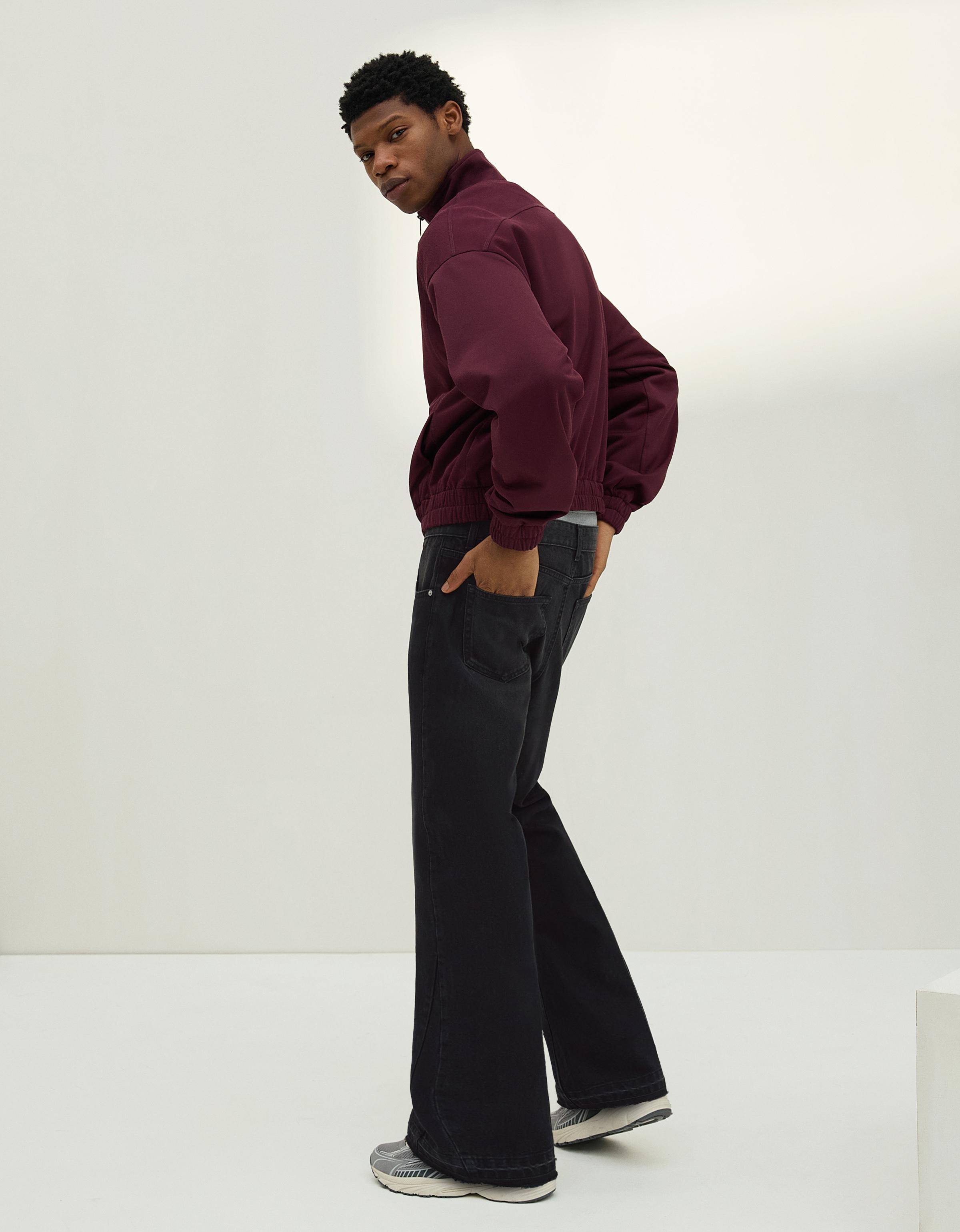 Straight-fit flared jeans — Black