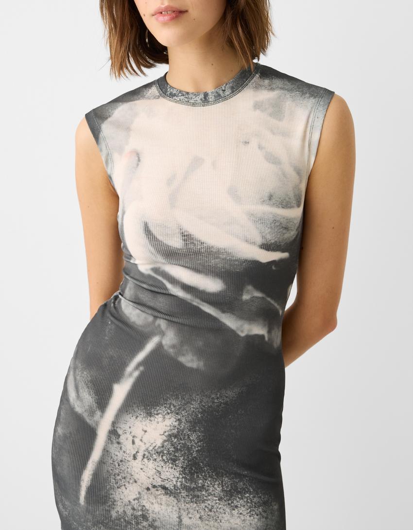 Vestido manga curta mini estampado-Preto-3