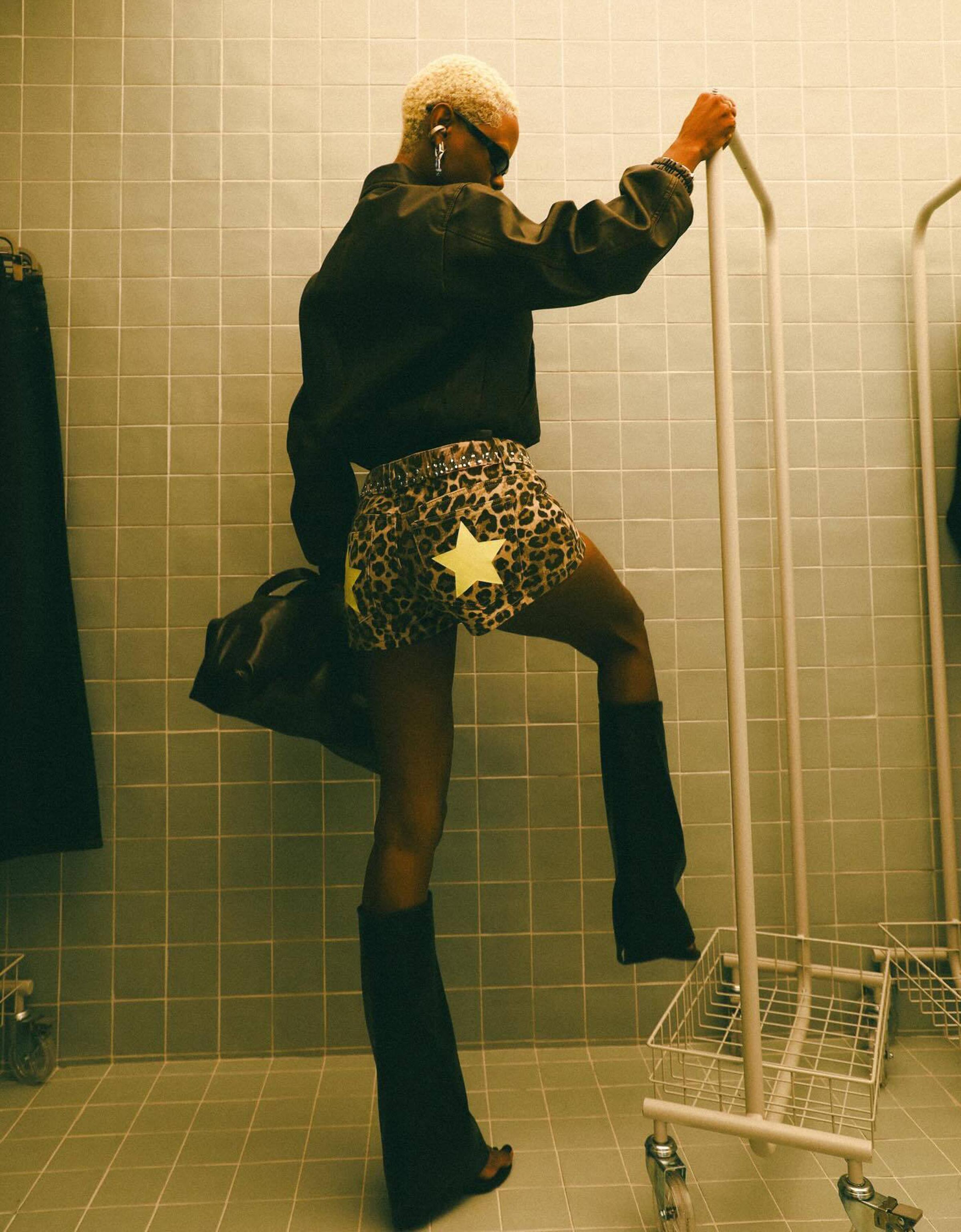 Zımbalı fitilli şort - Görsel 108