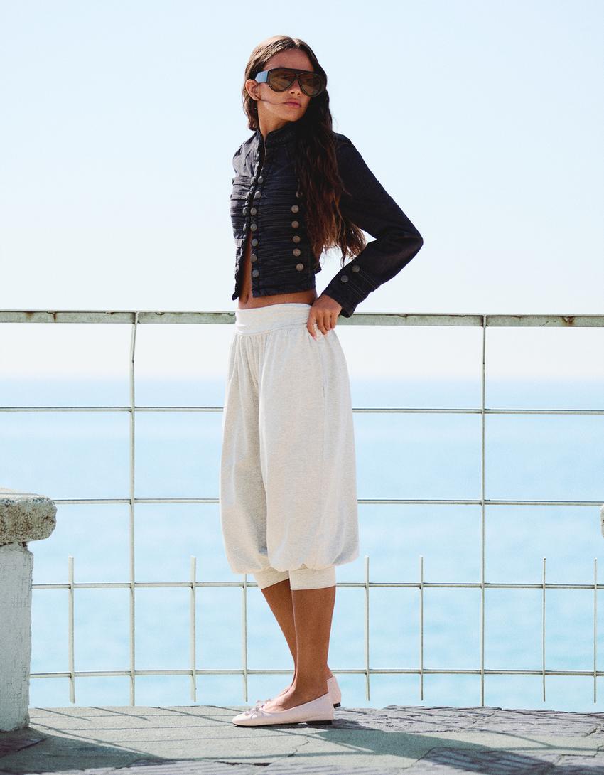 Pantalon capri bouffant-Gris