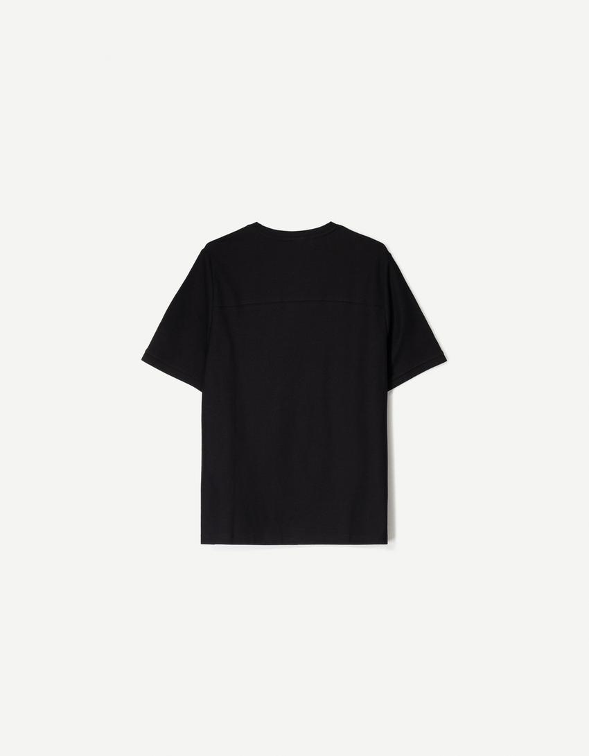 Textured short sleeve T-shirt-Black-5