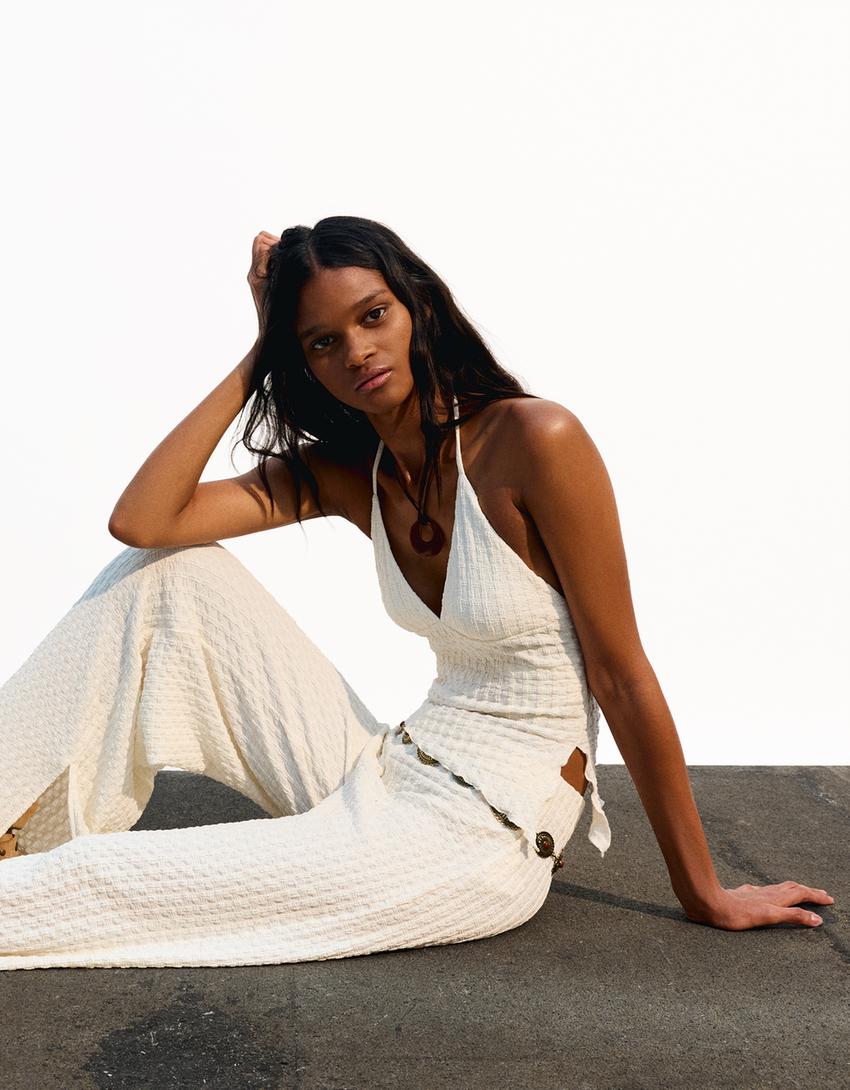 توب ريفي غير متماثل بحمالات-كريمي