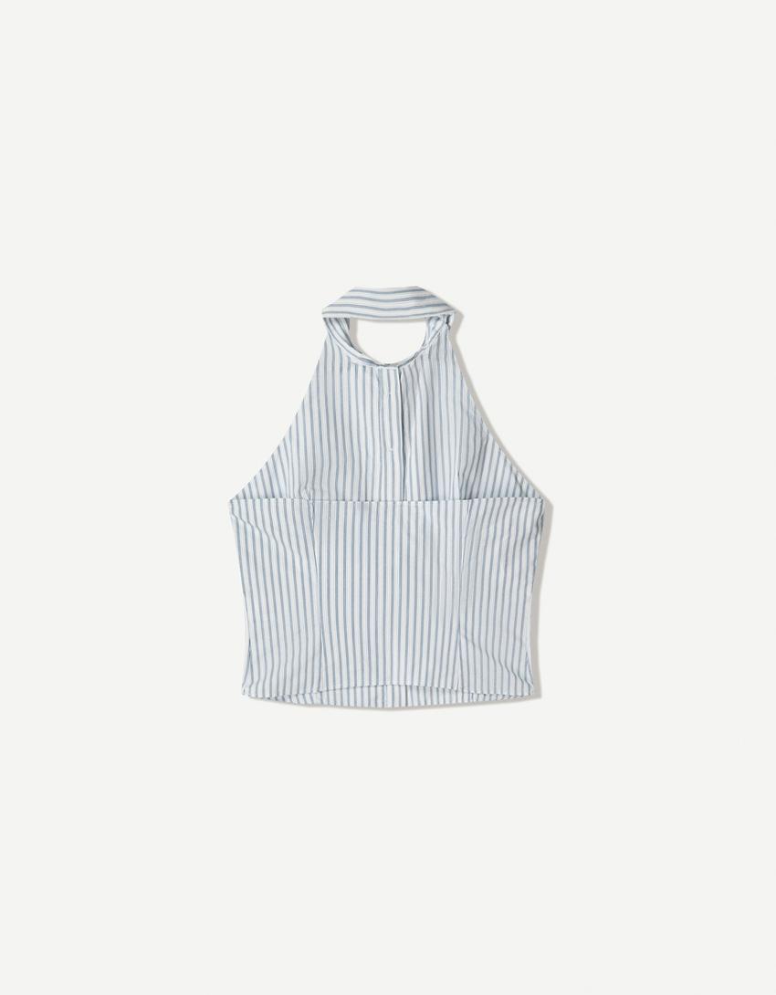 Fitted sleeveless shirt
