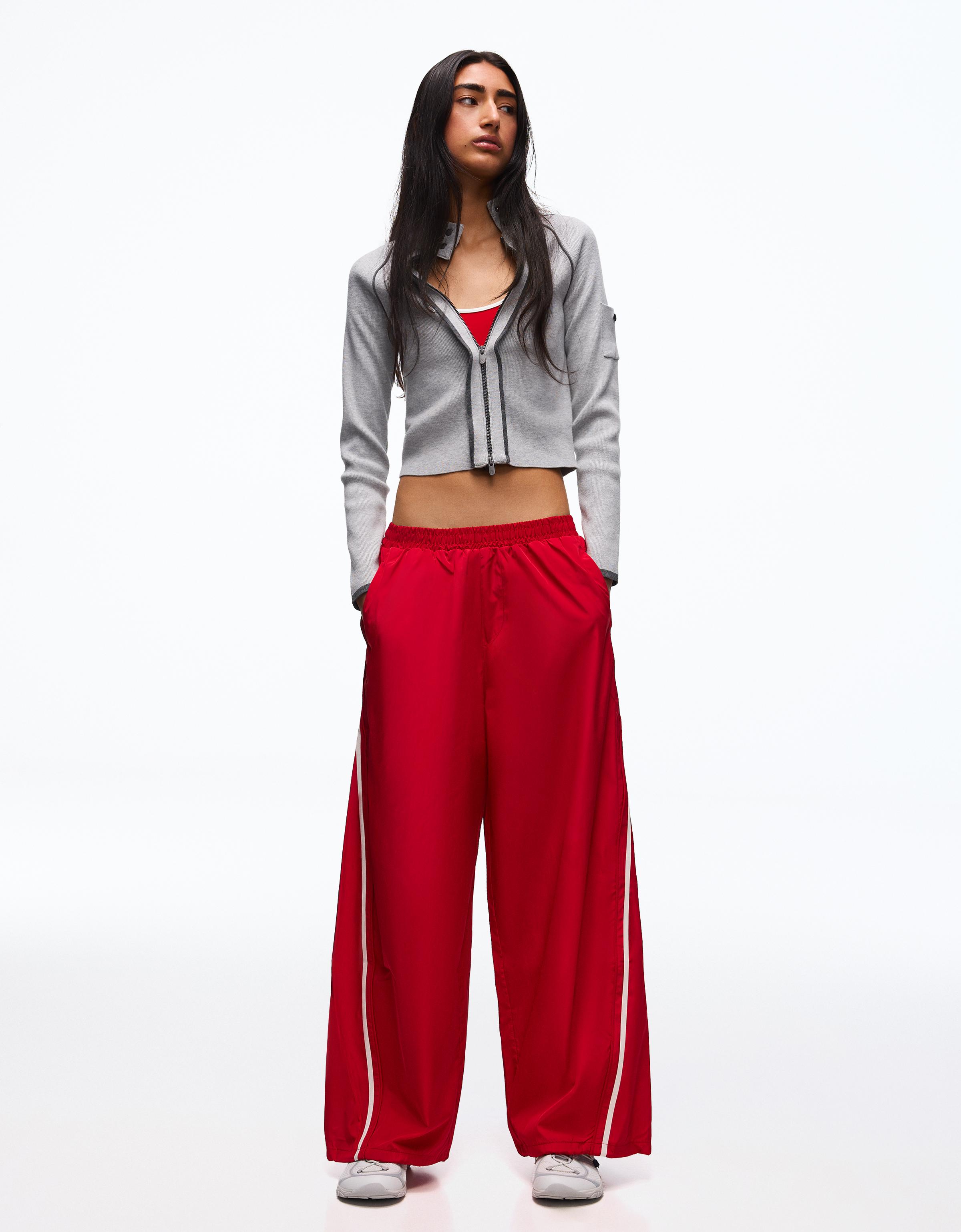 Bershka Pantalón Técnico Banda Lateral Mujer Rojo