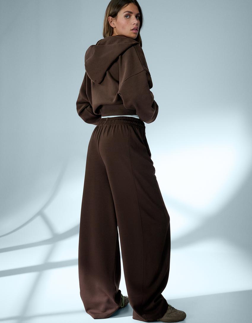 Plush barrel trousers-Brown