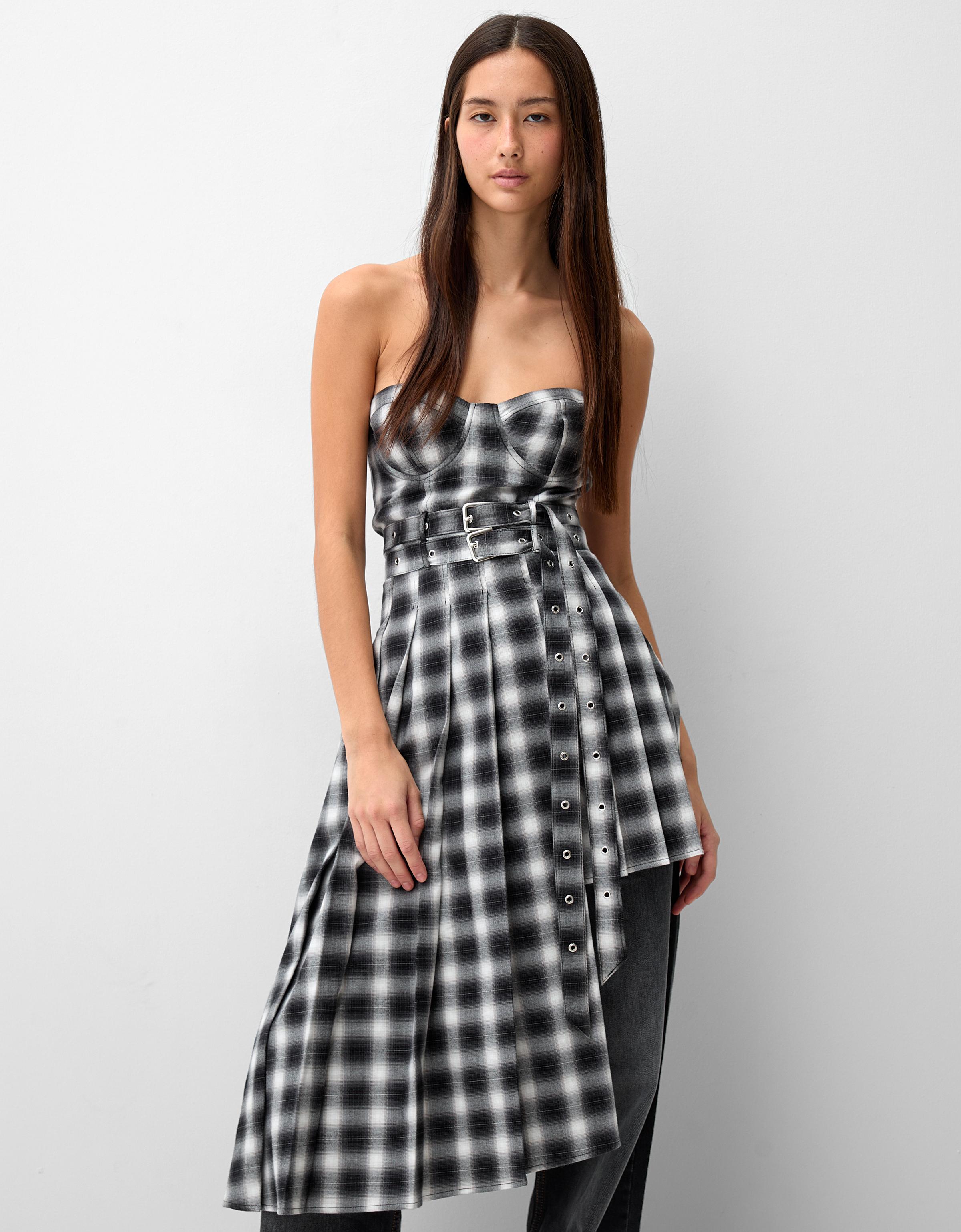 Bershka Asymmetrisches Bandeau-Kleid Damen Xs Weiss / Schwarz