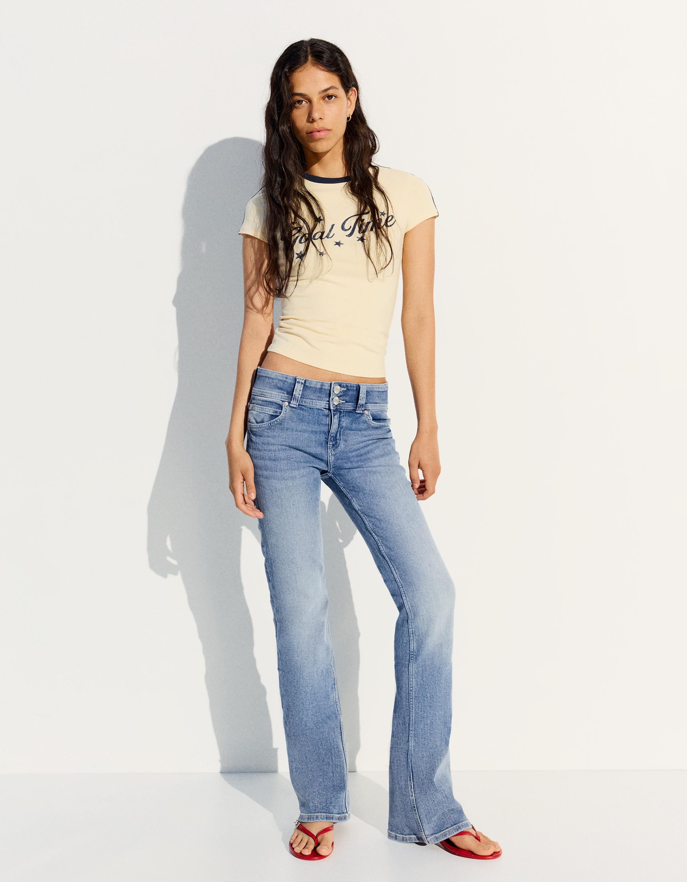 Low-rise boot-cut jeans — Light blue