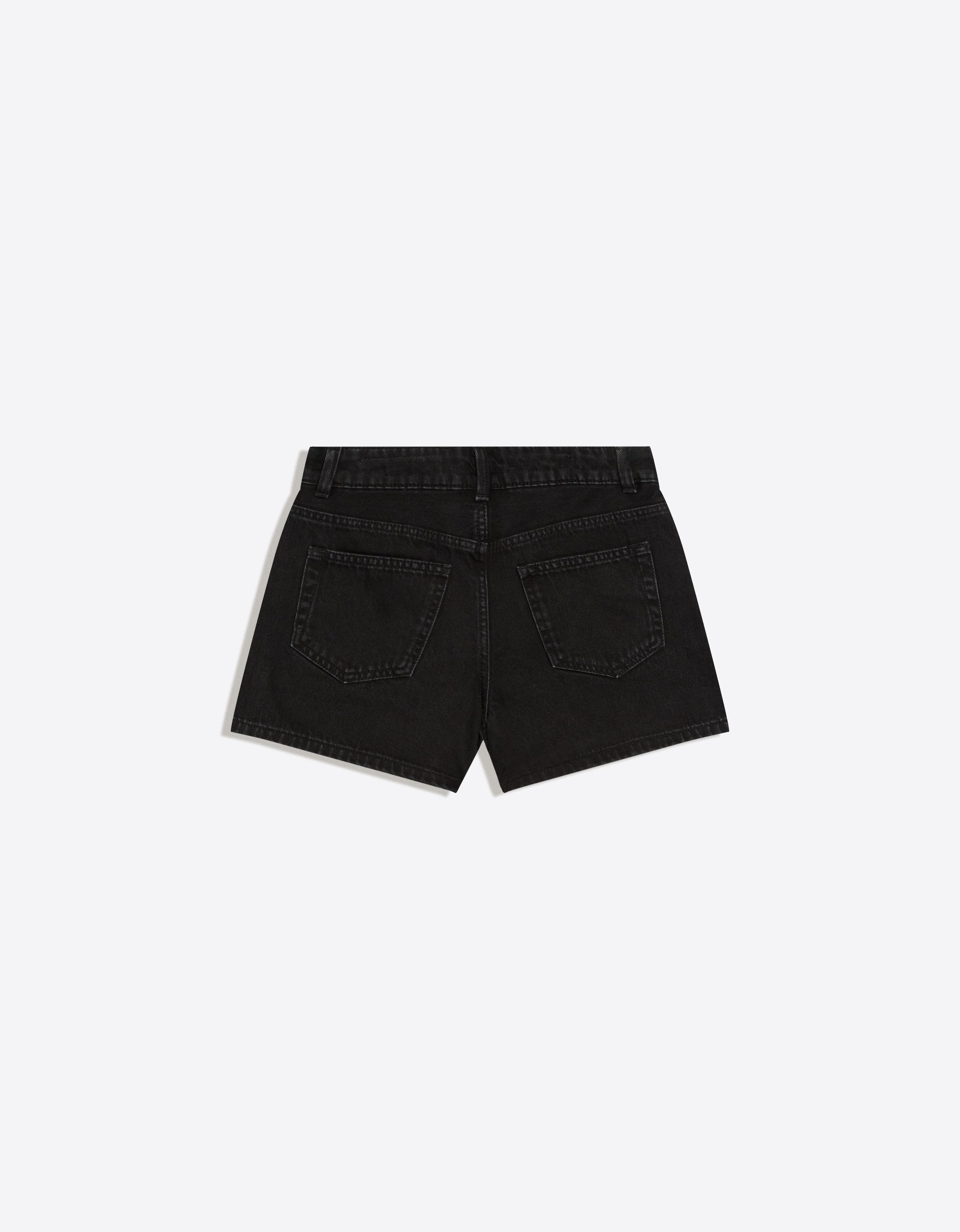 '90s denim shorts