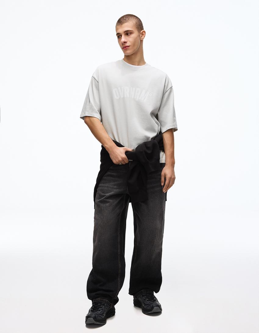 T-Shirt mit kurzen Ärmeln und Print-Steinfarbe