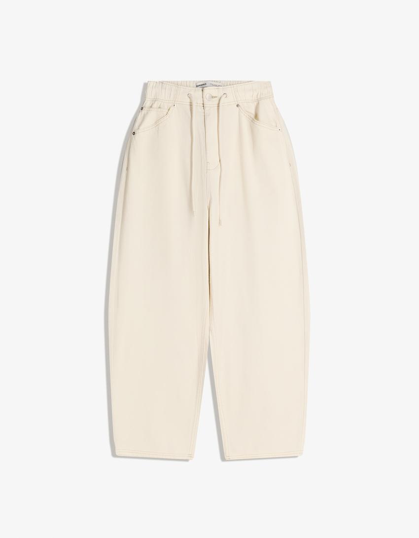 بنطلون جينز رياضي فضفاض-كريمي