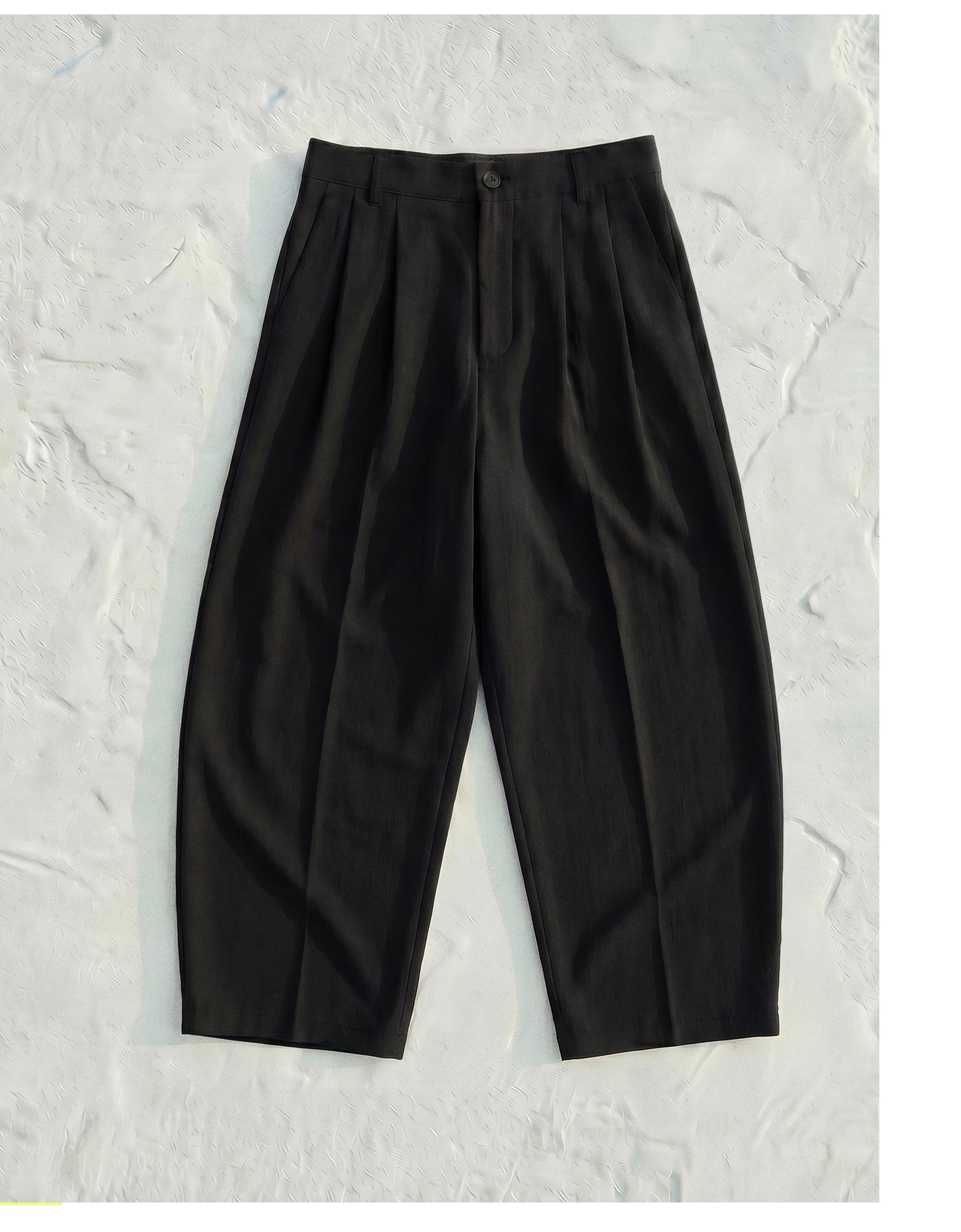 Pleated semi-jogger super baggy trousers — Black